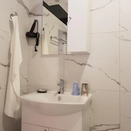 Apartmán Leon Nin
