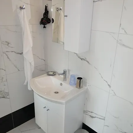 Apartmán Leon Nin