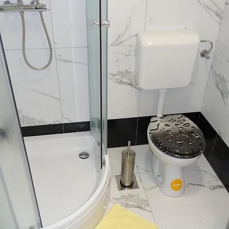 Leon Apartament *