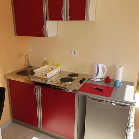 Leon Apartment *