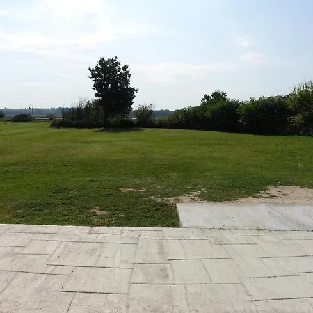 Leon Apartament