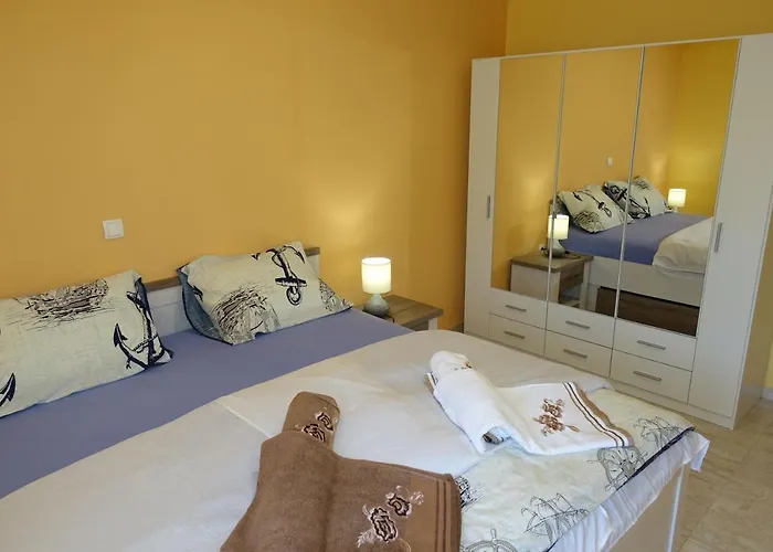 Leon Apartment